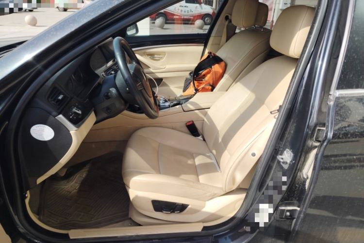 Used BMW 5 Series 2011 523Li Luxury Model
