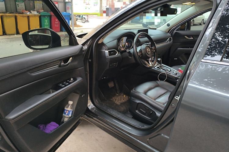 Used Mazda CX-5 2017 2.5L Automatic 4x4 Flagship Version China VI Standard
