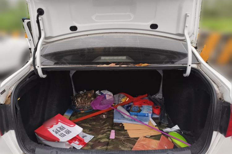 Used Volkswagen Lavida 2013 Revised Classic 1.6L Automatic Fashion Edition Trunk