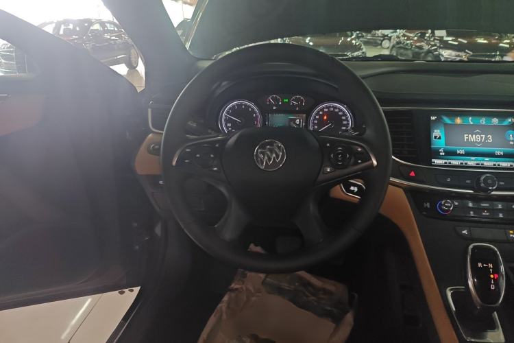 Used Buick LaCrosse 2018 28T Elite Edition