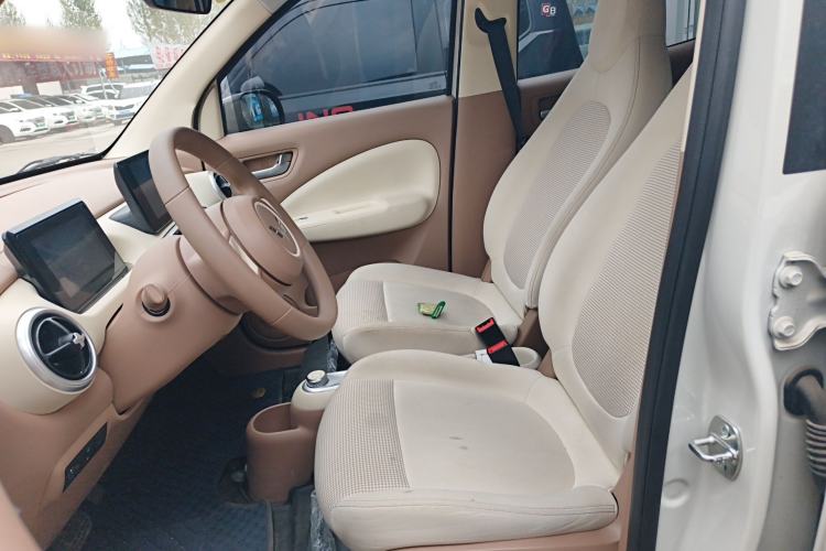 Used Wuling Hongguang MINIEV 2025 Four-Door Version Premium Edition Left Front Seat