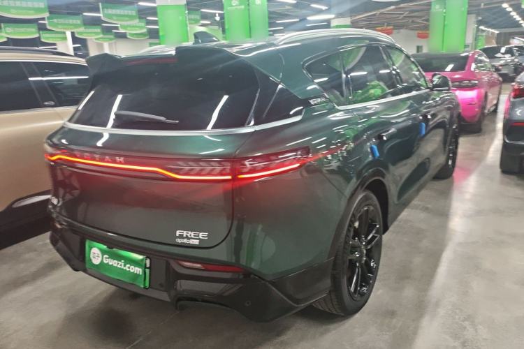 Used VOYAH FREE 2023 Four-Wheel Drive Extended-Range Model with Ultra-Long Range
