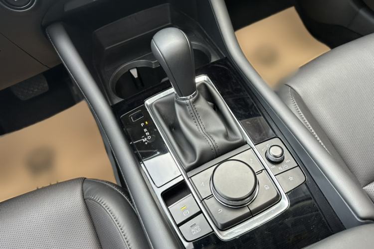 Used Mazda 3 Axela 2021 2.0L Automatic Zhi Rui Edition
