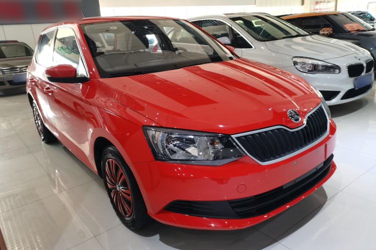 Used Skoda Fabia 2015 1.4L Automatic Front-Drive Model