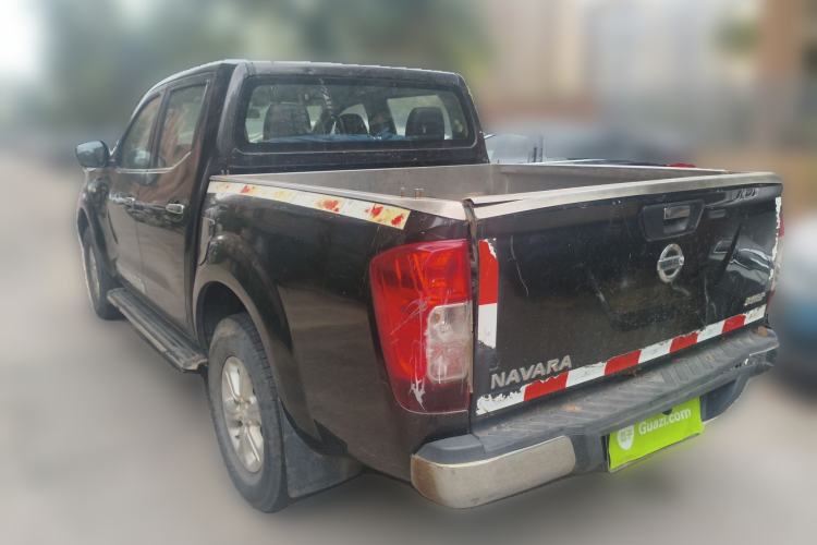 Used Nissan Navara 2017 2.5L Automatic 2WD Luxury Edition QR25