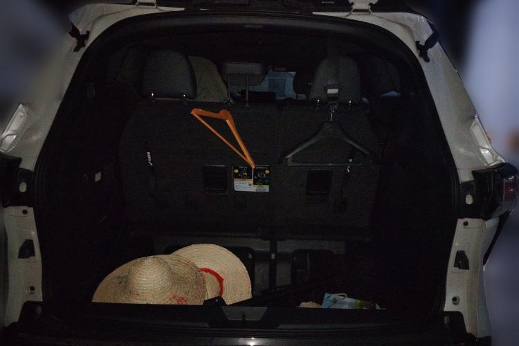 Used Toyota SIENNA 2024 2.5L Hybrid Four-Wheel Drive Prestige Edition Trunk