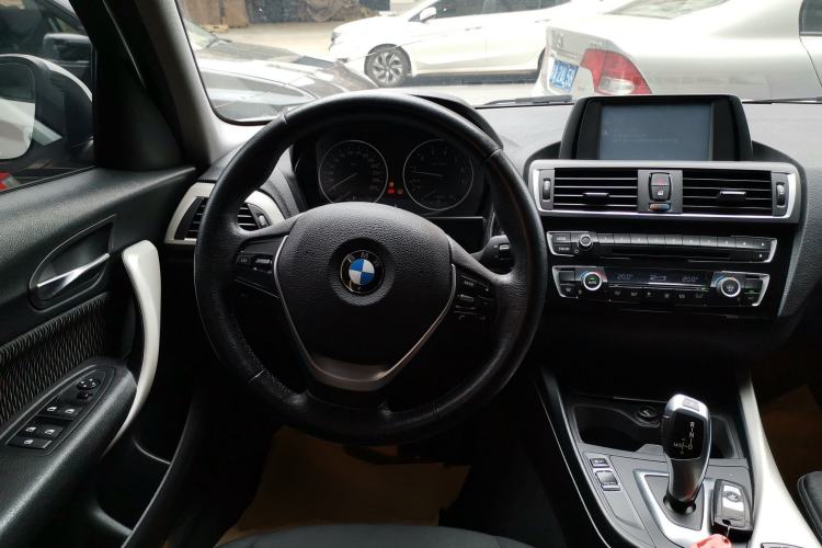 Used BMW 1 Series 2016 120i Leading Model