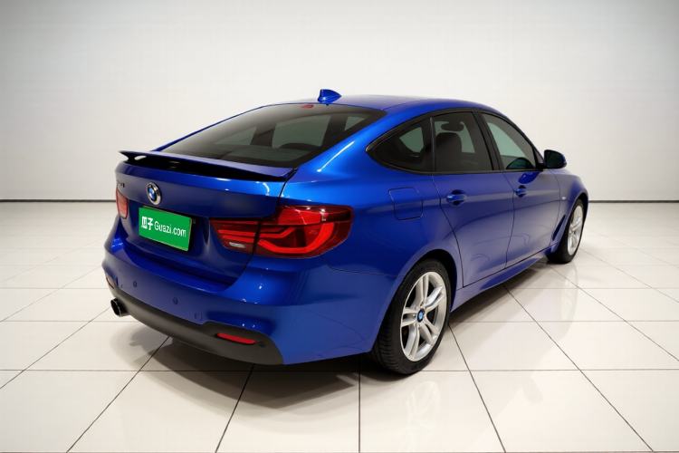 Used BMW 3 Series GT 2019 320i Sport Edition Rear Right 45 Deg