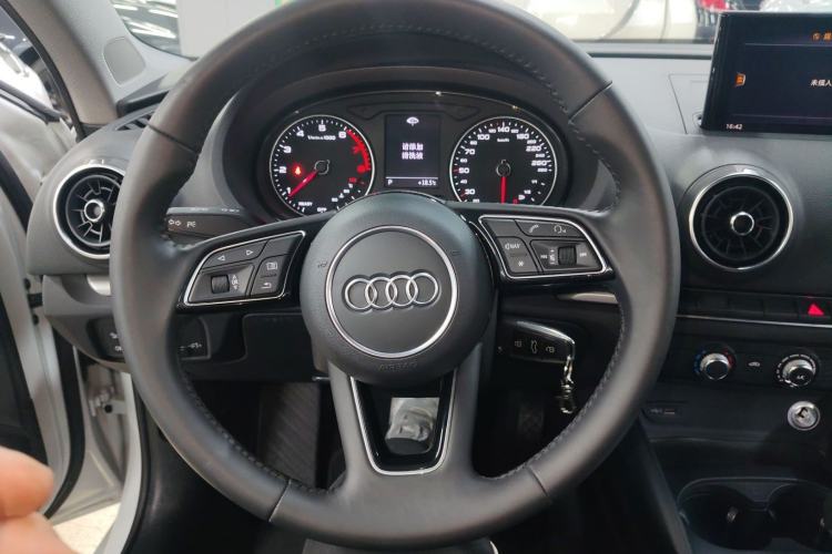 Used Audi A3 2019 Limousine 35 TFSI Ambition China V