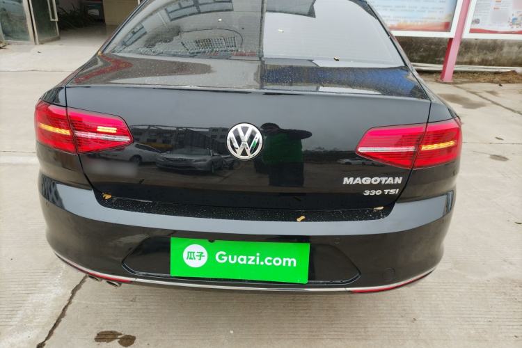 Used Volkswagen Magotan 2017 330TSI DSG Leading Model
