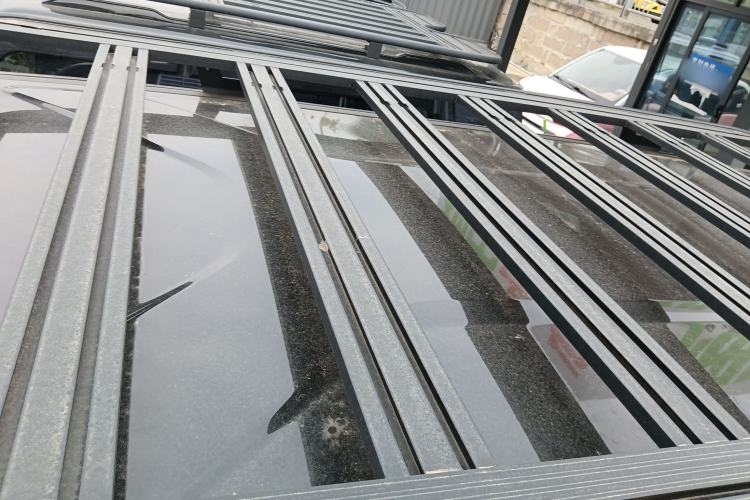 Used iCAR V23 2025 501 Four-Wheel Drive Intelligent Driving Version
