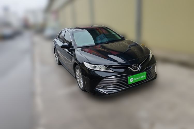 Used Toyota Camry 2018 2.0G Luxury Edition
