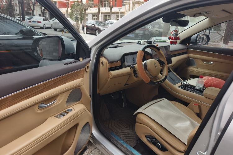 Used Hima AITO M7 2024 1.5T Rear-Drive Plus Version 5 Seats Driver Seat