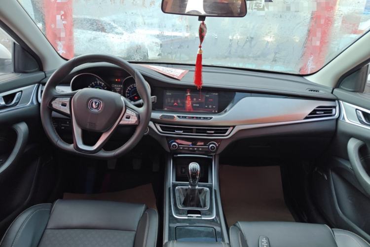 Used Changan Eado 2019 High-Energy Edition 1.6L GDI Manual Pioneer Model China VI Standard
