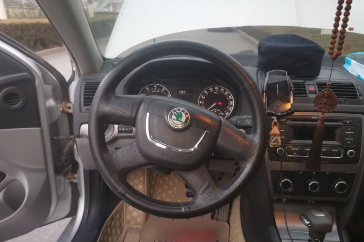 Used Skoda Octavia 2013 1.6L Automatic Yijie Edition
