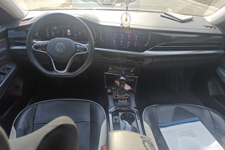 Used Volkswagen Passat 2022 330TSI Starry Luxury Edition