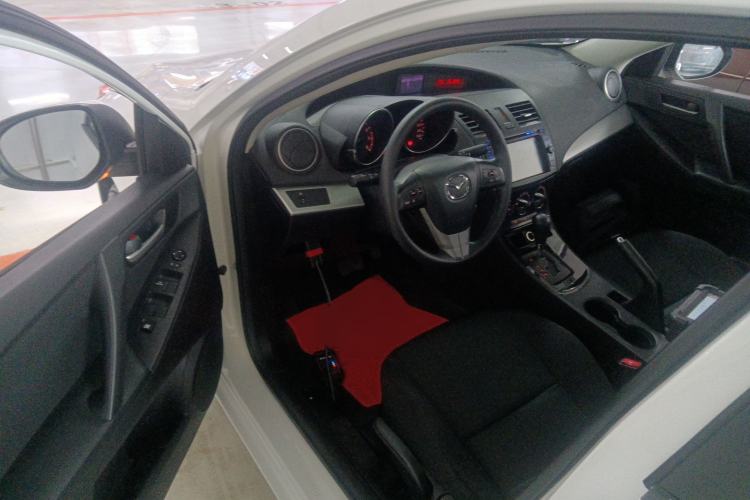 Used Mazda 3 2015 Sedan 1.6L Automatic Elite Model Driver Seat