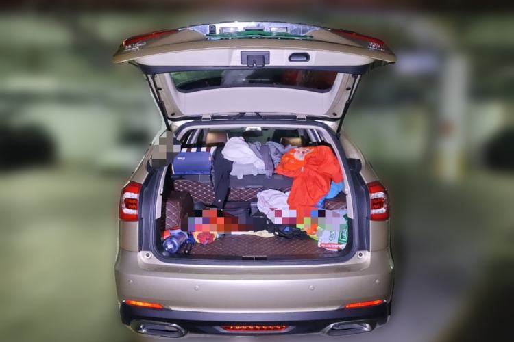 Used BYD Tang New Energy 2015 2.0T Four-Wheel-Drive Flagship Model Trunk