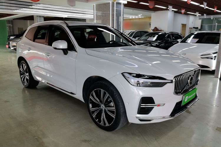 Used Volvo XC60 New Energy 2022 T8 Plug-in Hybrid All-Wheel Drive Smart Luxury Edition Exterior 2