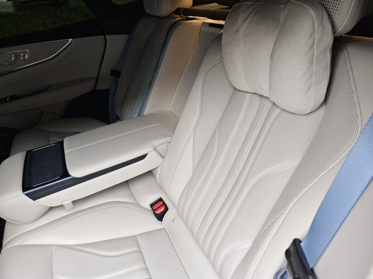 Zeekr 001 2026 Model 103° Rear-Drive Max Version — снимка 17