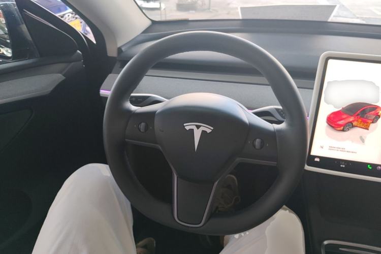 Used Tesla Model Y 2023 Rear-Wheel-Drive Version