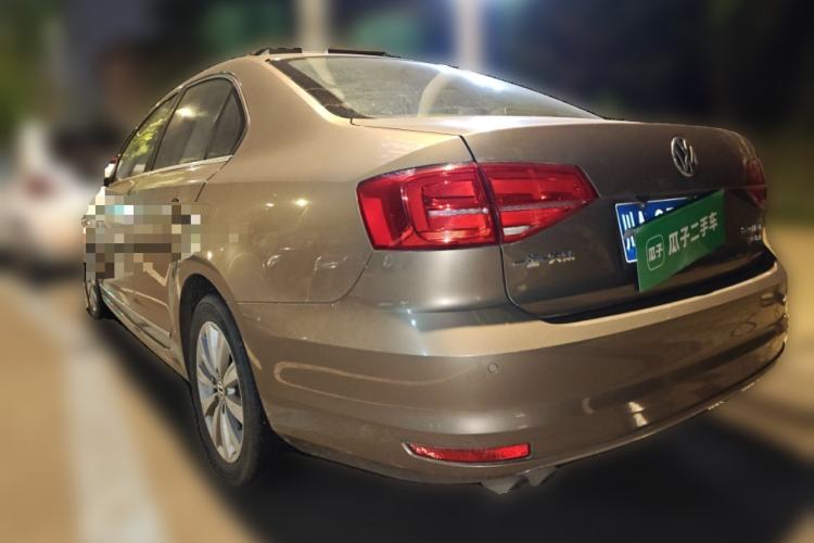 Used Volkswagen Sagitar 2015 230TSI Manual Comfort Version