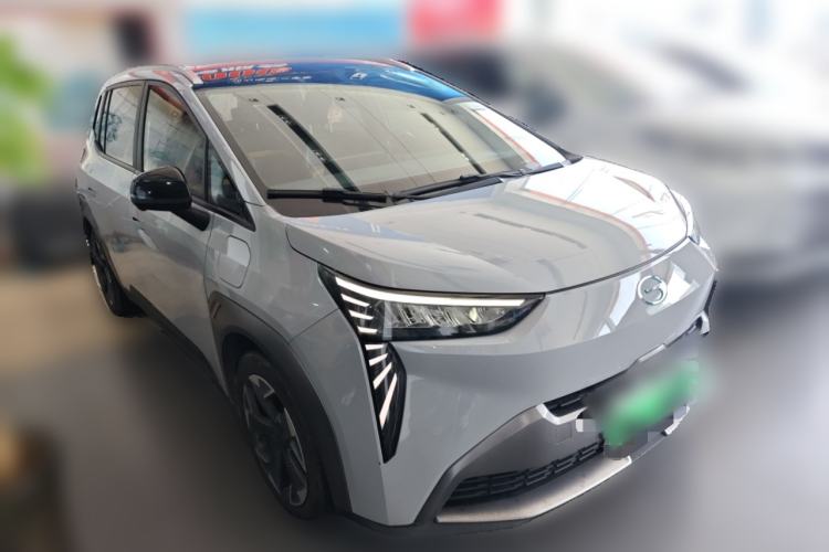 Used AION Y 2022 80 Ultra-Long Range Edition Front Right 45 Deg