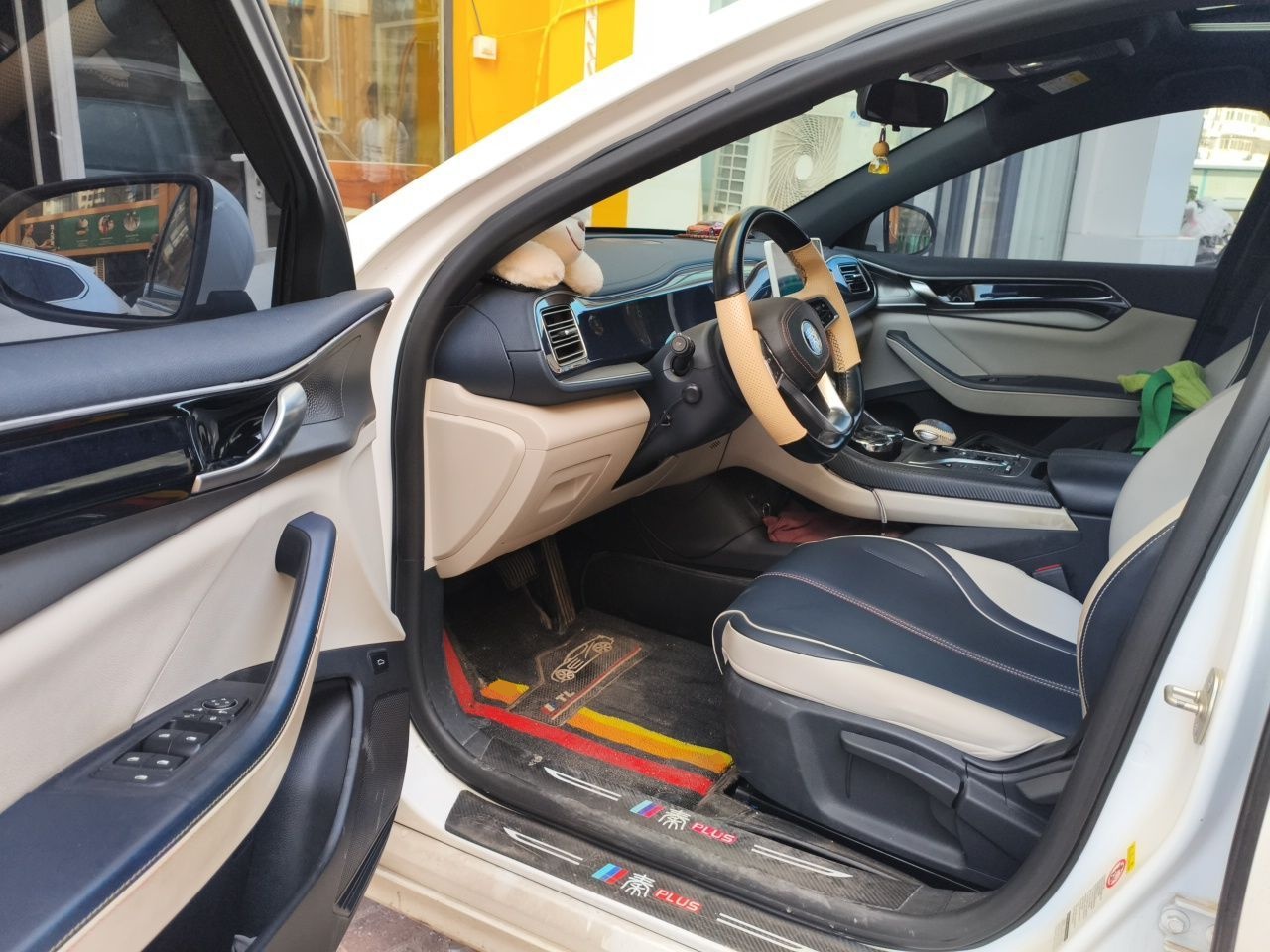 BYD Qin PLUS 2021 DM-i 120KM Prestige Model — снимка 13
