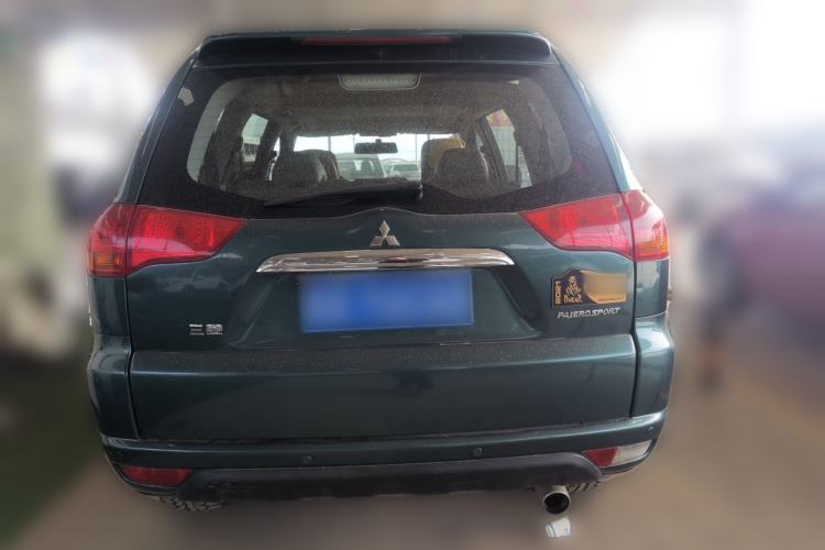 Used Mitsubishi Pajero Sport 2013 3.0L Automatic Two-Wheel Drive Luxury Edition Rear