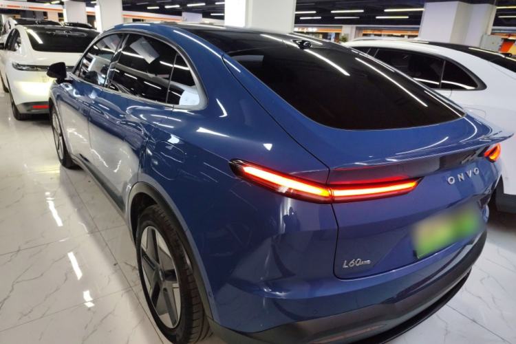 Used ONVO L60 2024 60 kWh All-Wheel Drive