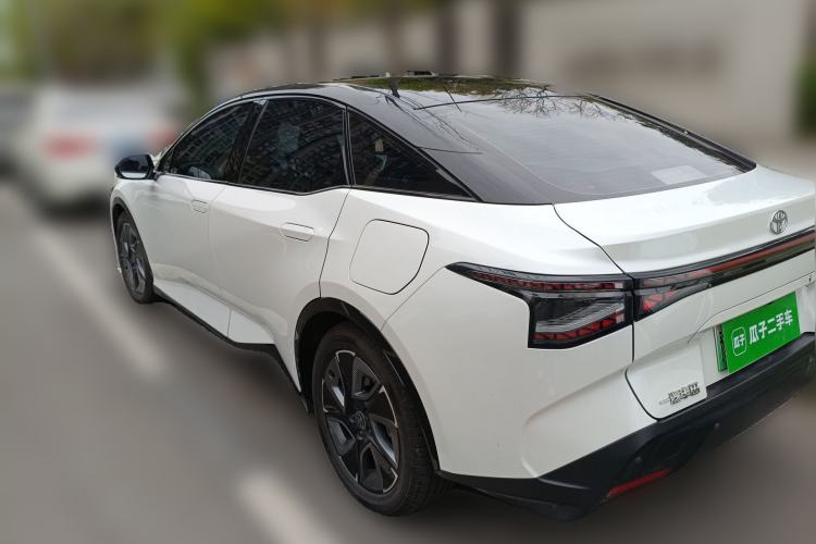 Used Toyota bZ3 2023 616 km Long-Range Premium Rear Left 45 Deg