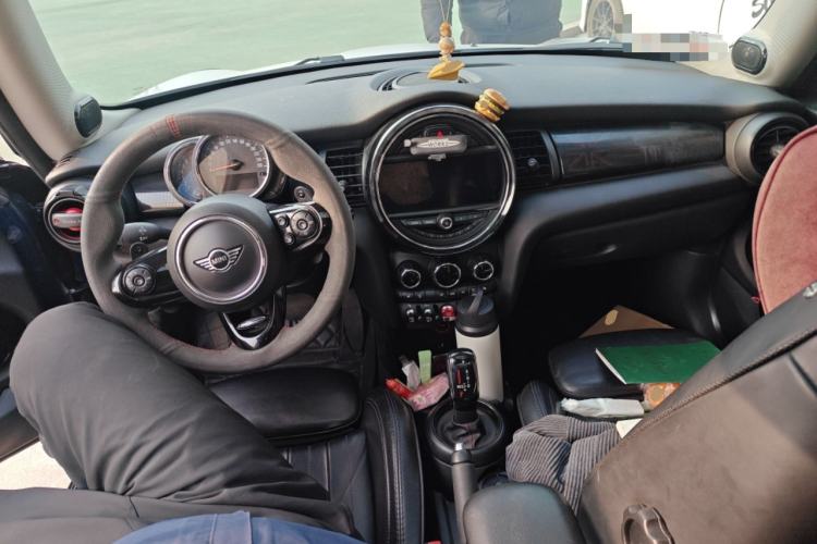 Used MINI MINI 2018 2.0T COOPER S Artist
