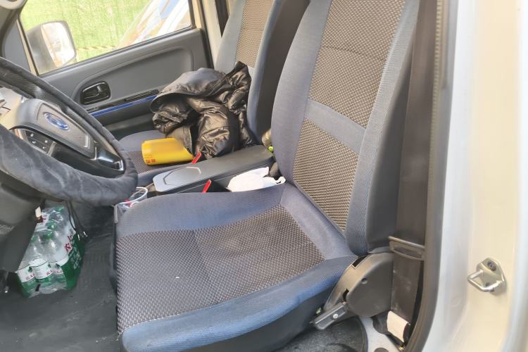 Used Dongfeng Yufeng EM27 2024 EM27 EVE Energy 41.86 kWh Left Front Seat