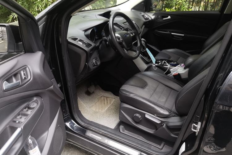 Used Ford Kuga 2013 1.6L GTDi Two-Wheel-Drive Trend Model
