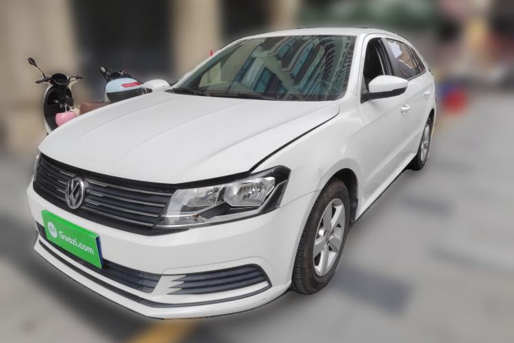 Used Volkswagen Gran Lavida 2015 1.6L Automatic Fashion Edition