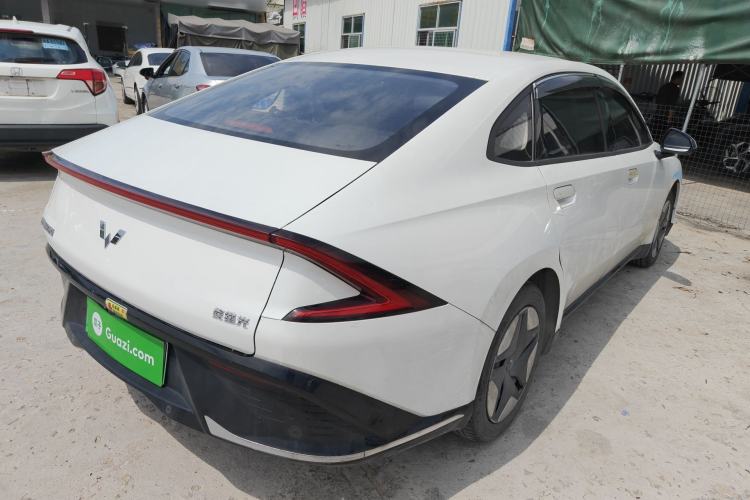 Used Wuling E5 2024 410 km Standard Version