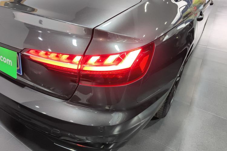 Used Audi A4L 2023 40 TFSI Luxury Dynamic Model
