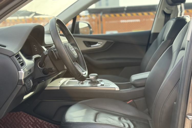 Used Audi Q7 2016 45 TFSI Technology Edition
