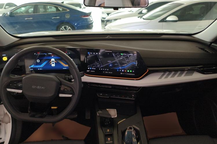 Used CHANGAN OSHAN X5 PLUS 2023 1.5T DCT Smart & Fun AI Edition Center Console