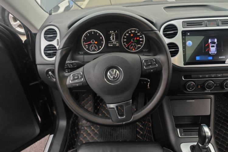 Used Volkswagen Tiguan L 2017 300TSI Automatic Two-Wheel Drive Silk Road Comfort Edition