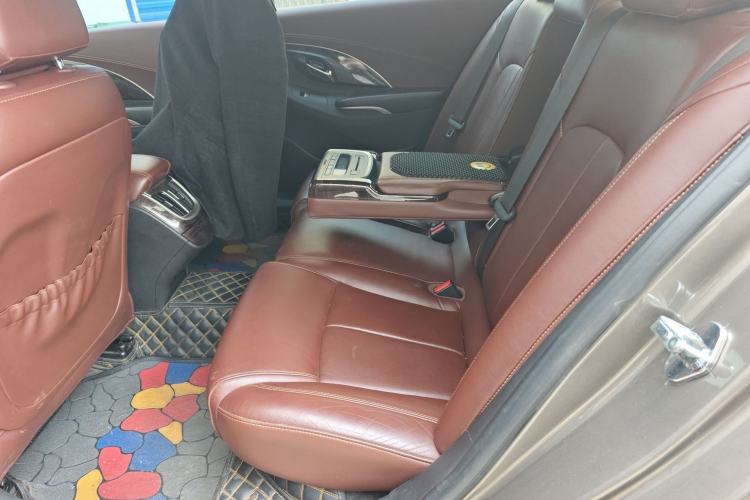 Used Buick LaCrosse 2013 2.4L SIDI Elite Comfort Version Left Rear Seat