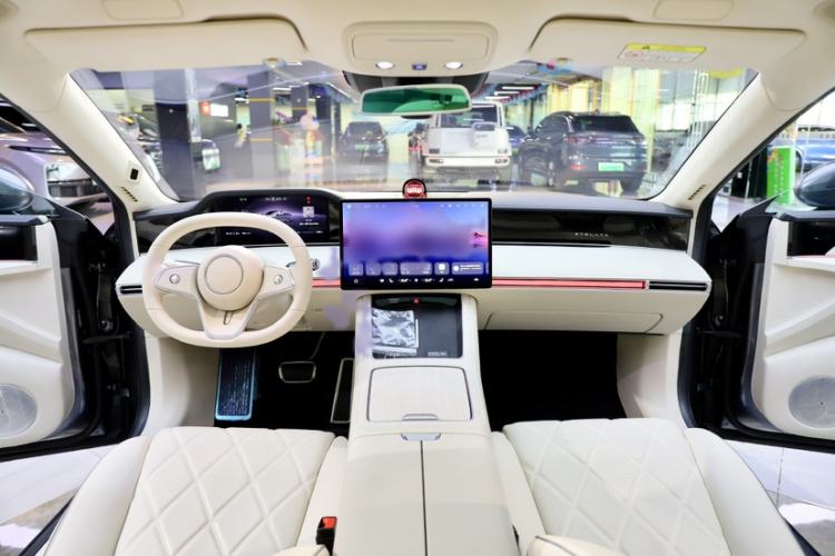 Used Hima Stelato S9 2024 All-Electric Max Rear-Drive Long-Range Version
