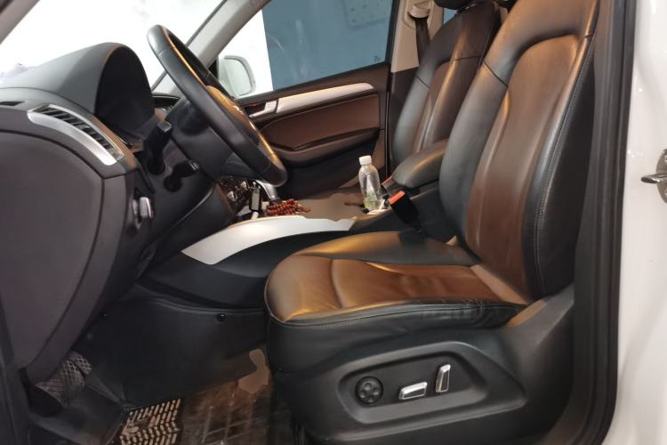 Used Audi Q5 2016 40 TFSI Technology Edition Left Front Seat