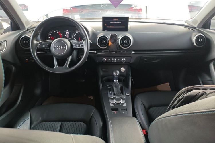 Used Audi A3 2019 Sportback 35 TFSI Fashion Edition China V