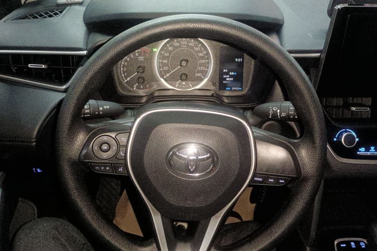 Used Toyota FRONTLANDER 2022 2.0L CVT Elite Edition Steering Wheel