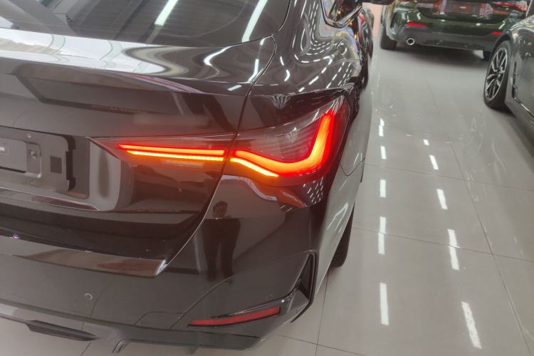 Used BMW i4 2022 eDrive40 Exterior 3