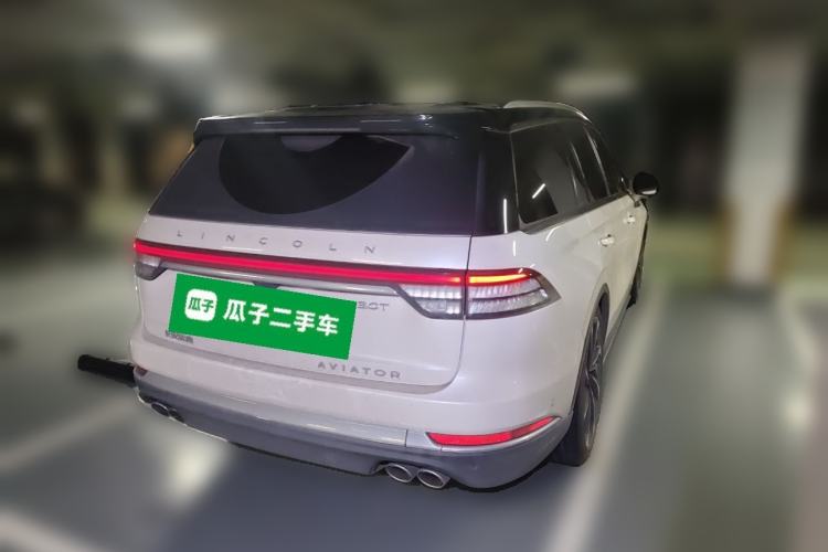 Used Lincoln Aviator 2021 3.0T V6 All-Wheel-Drive Executive Edition Rear Right 45 Deg
