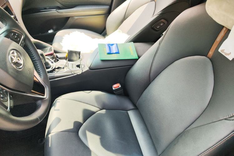 Used Toyota Camry 2023 2.5G Luxury Edition Left Front Seat