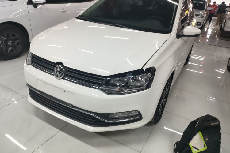 Used Volkswagen Polo 2016 1.6L Automatic Comfort Model

