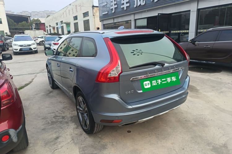 Used Volvo XC60 2017 T5 AWD Smart Version
